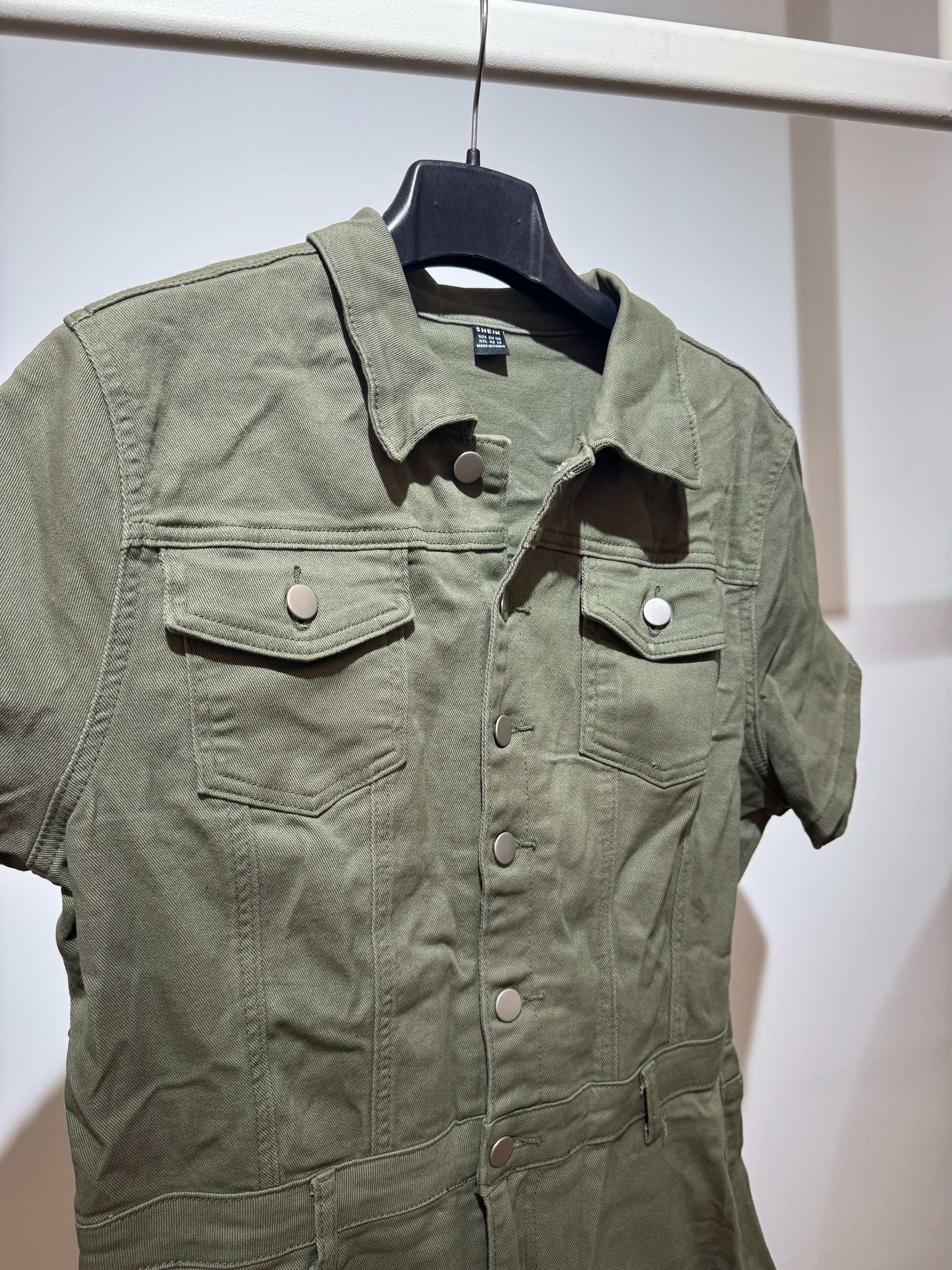 salopette in denim verde